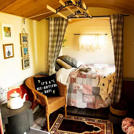 North Norfolk Glamping Villa Holt  Exterior photo